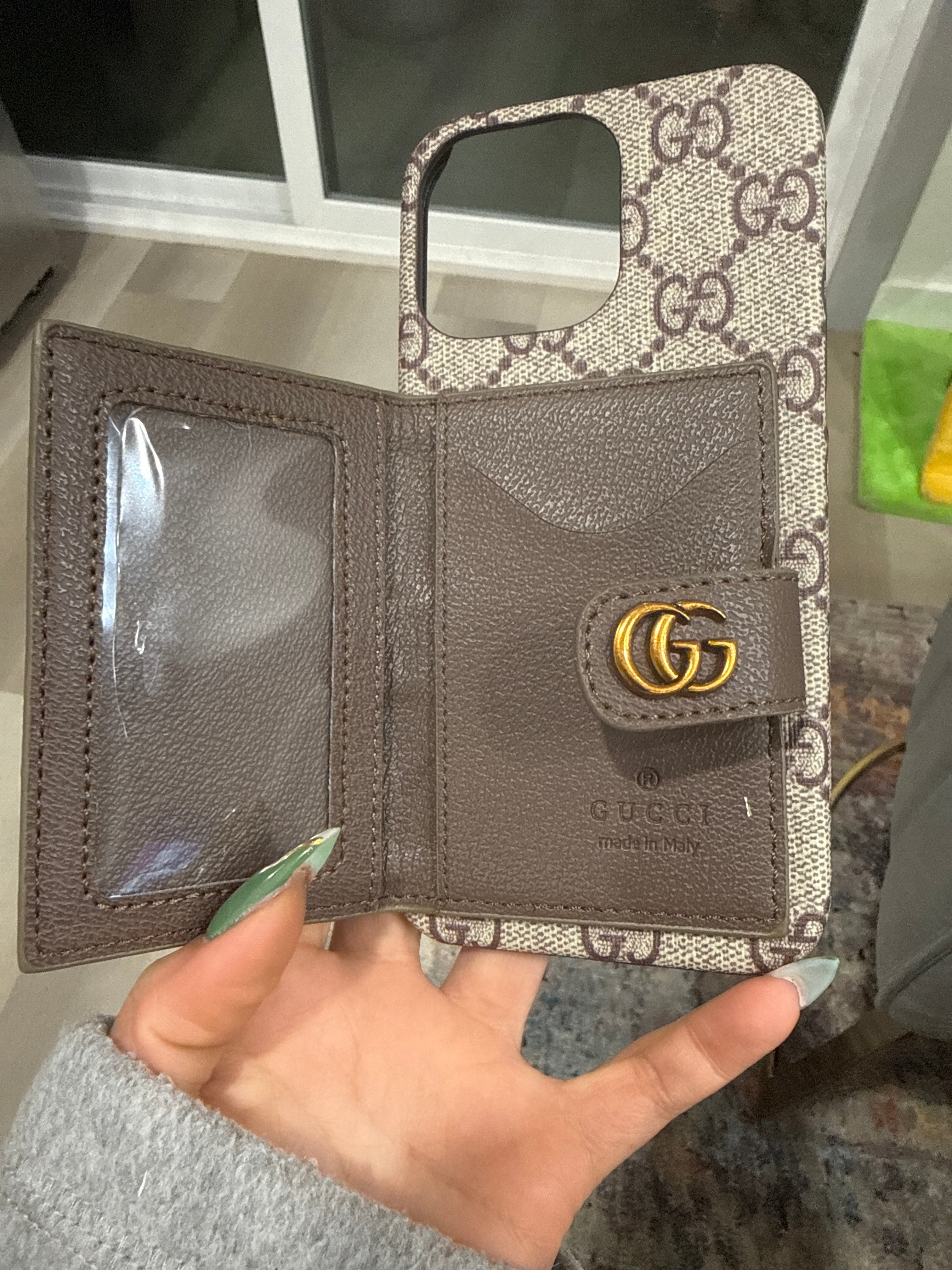Gg Signature Monogram iPhone Card Holder Case – Style Meets Function