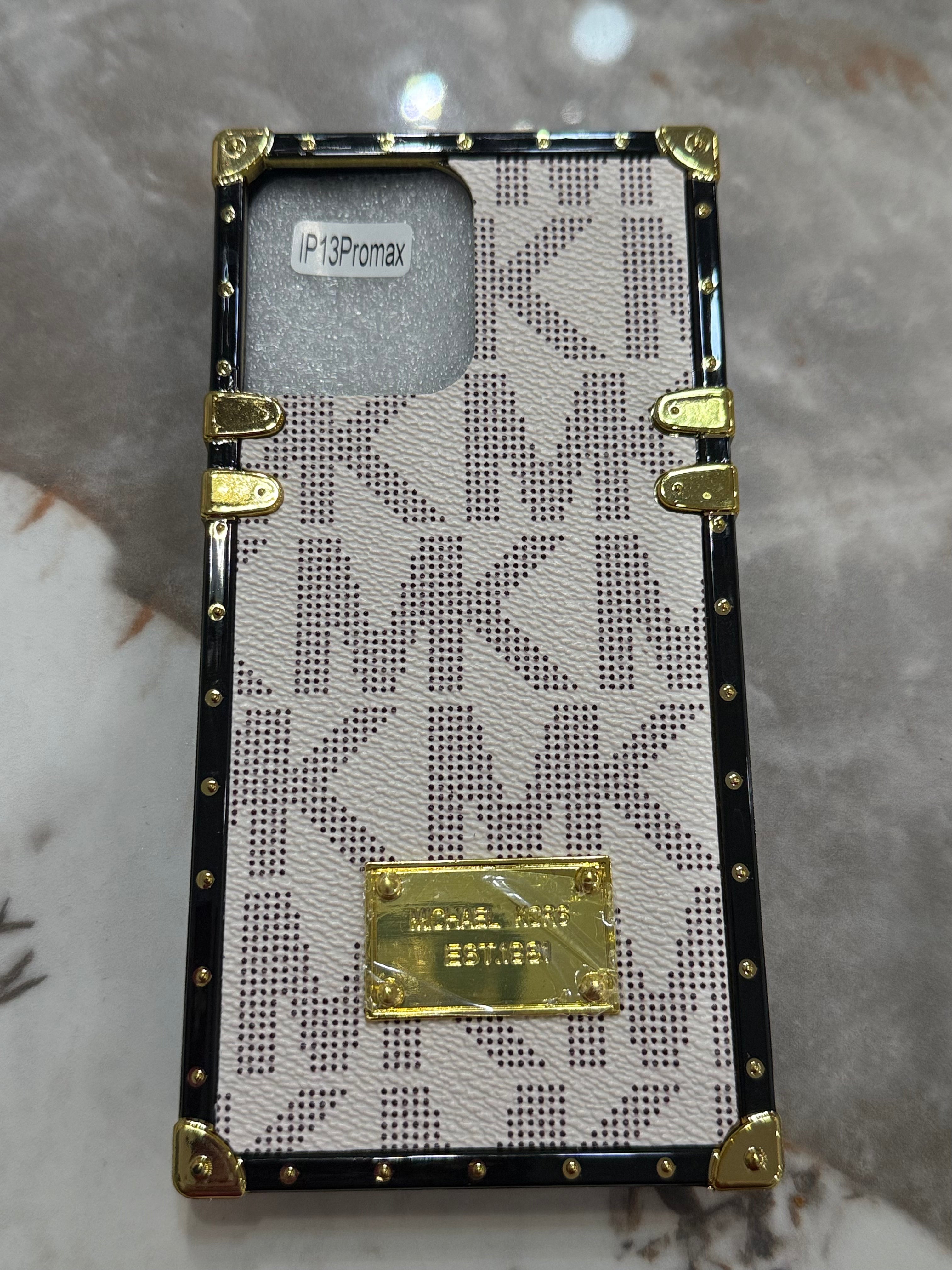 Luxury Gold Mirror Trunk Case – High-Shine Glamour & Protection for iPhone 13 Pro Max