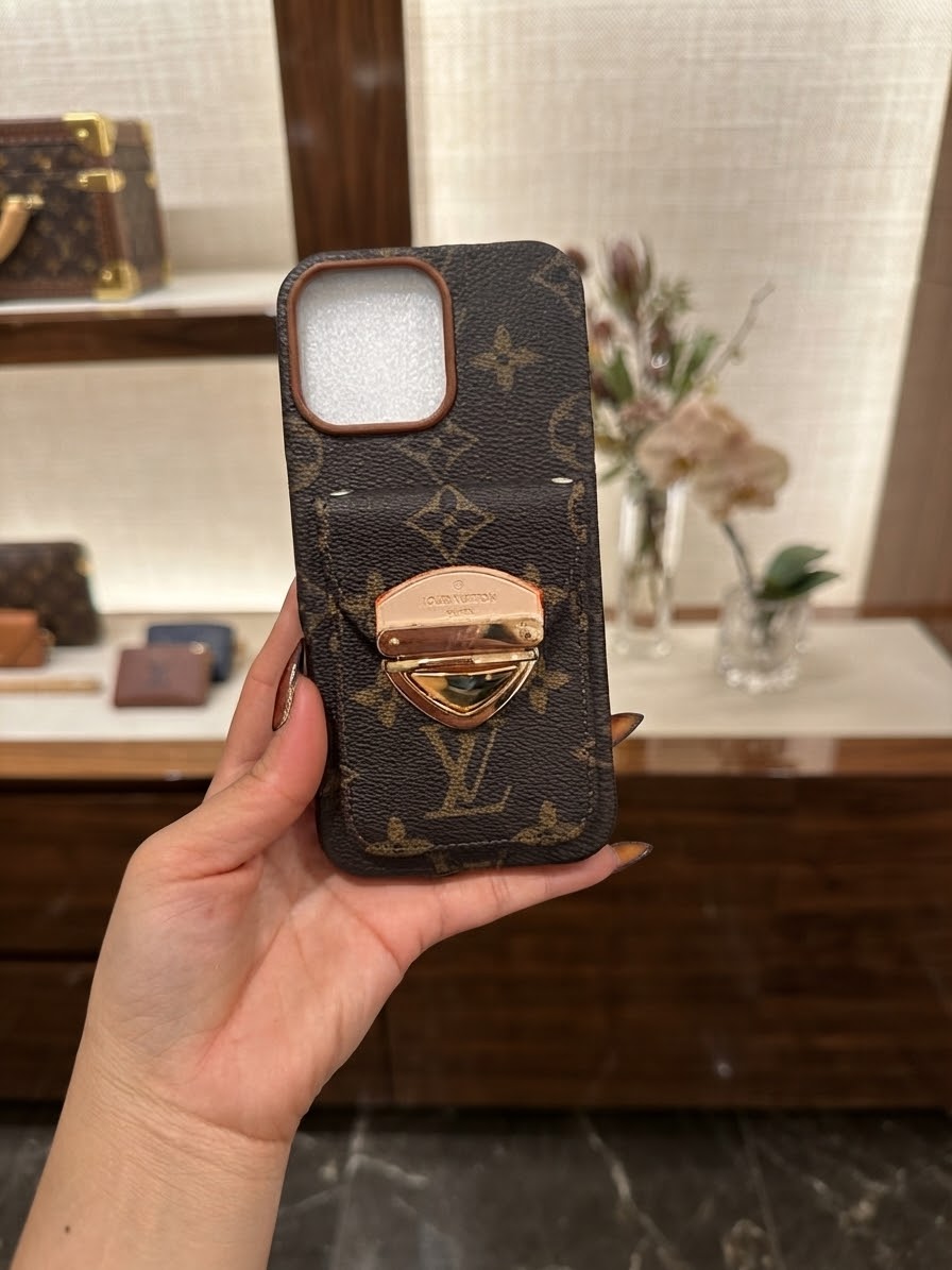 Designer-Inspired Premium iPhone Case Collection for iPhone 16,17 pro max