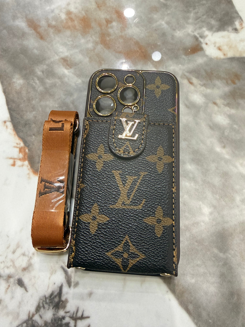 Lv Monogram iPhone Case with Integrated V-Pocket Card Holder