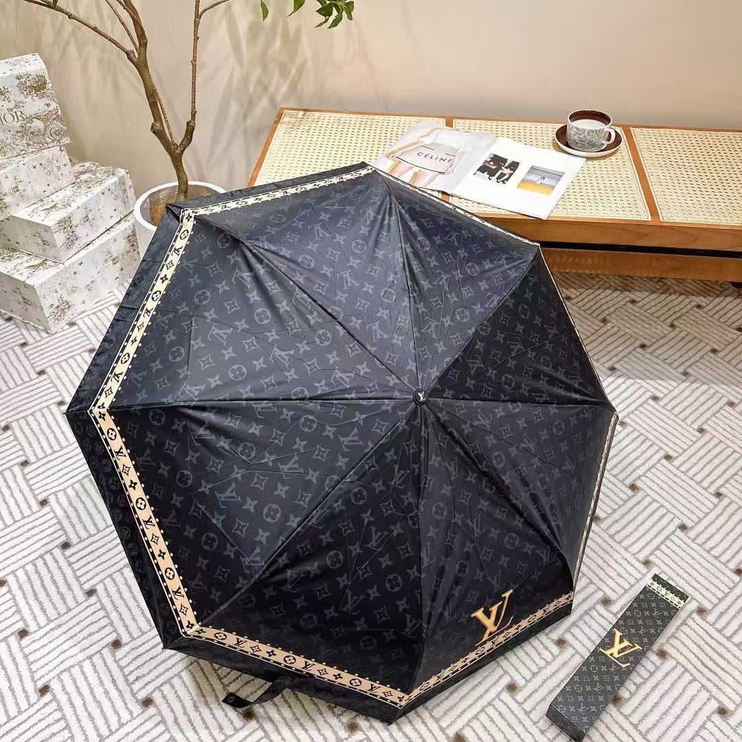 Description
Designer-Inspired Monogram & Border Umbrella