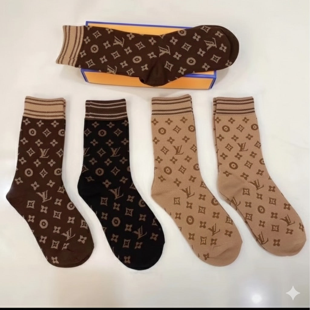 Classic Monogram Crew Sock set with gift box