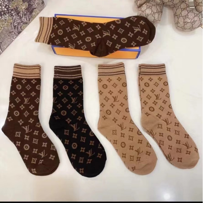Classic Monogram Crew Sock set with gift box